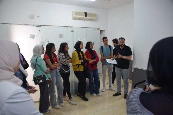 تدريب عملي لطلاب جامعة القاهرة